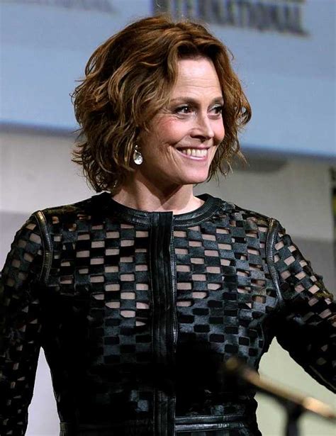 シガニーウィーバー ヌード|Sigourney Weaver nude (7 videos